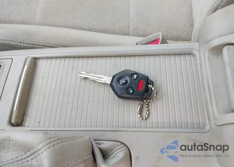 2009 Subaru Outback 2.5I from USA, damaged, VIN 4S4BP61CX97311757